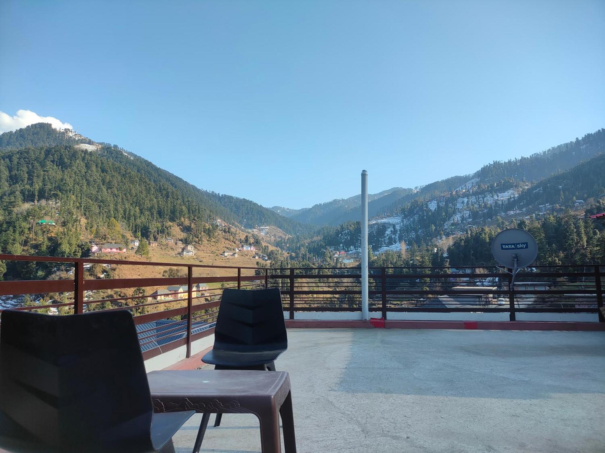 Hotel Cozy Haven Mandi Exterior photo